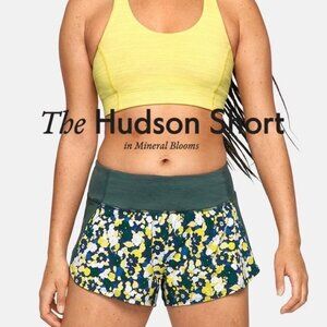 Outdoor Voices Hudson Mineral Blooms Shorts - Small